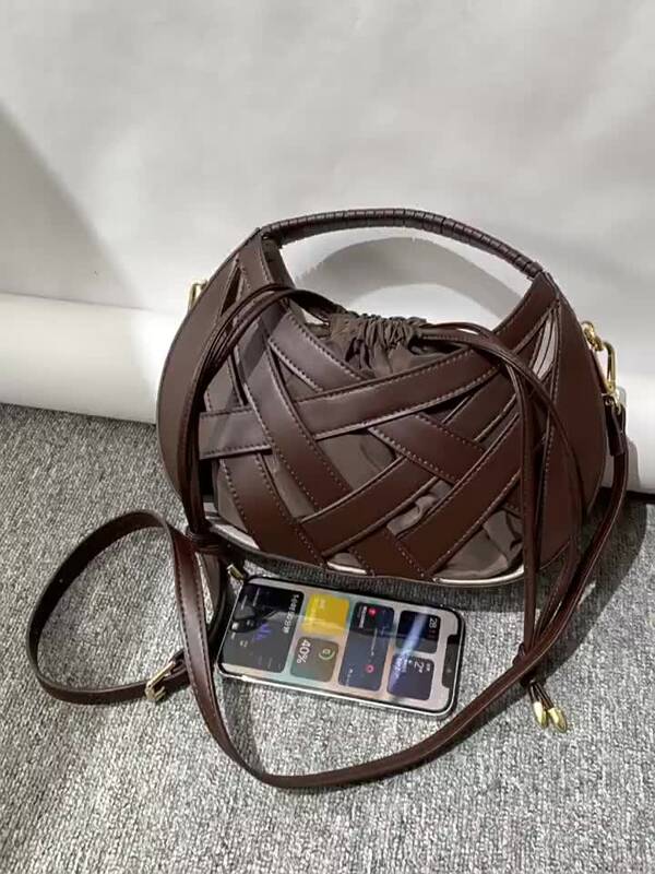 Braided Hollow Out Shoulder Bag For Women With Drawstring Liner_voghion.com