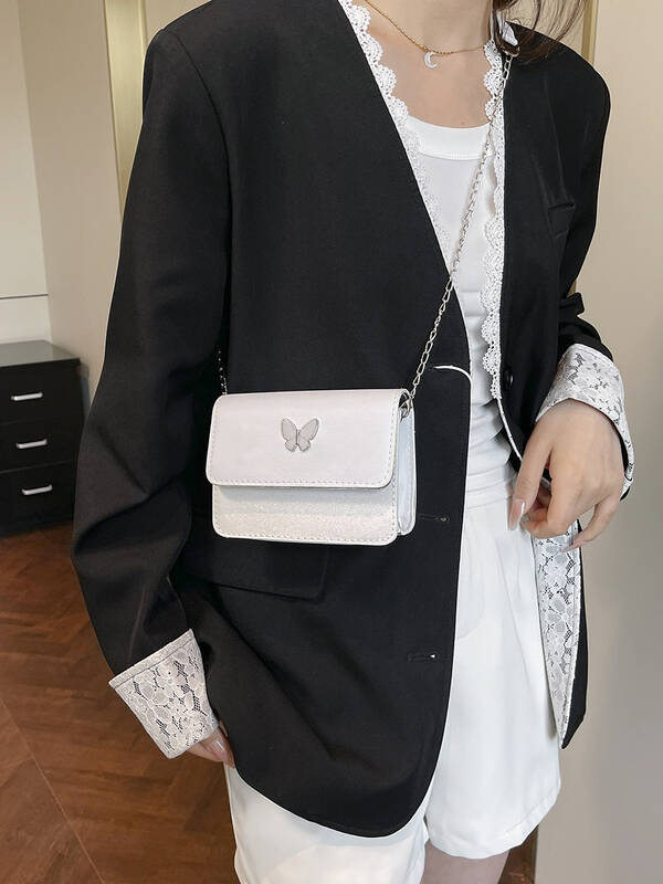 Black Butterfly Mini Crossbody Bag With Dual Chain And Wide Strap_voghion.com