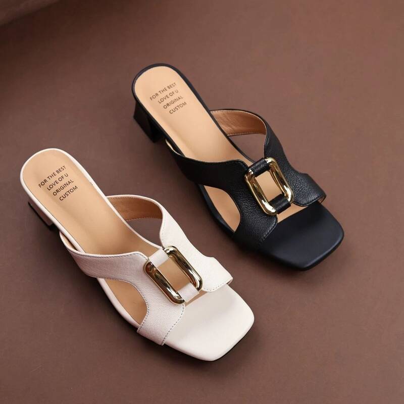 Luxury Chunky Heel Sandals Women, New Summer 2026 Model, High-end Metal Buckle, Suitable Pairing With Skirts, Stylish_vogvips.com
